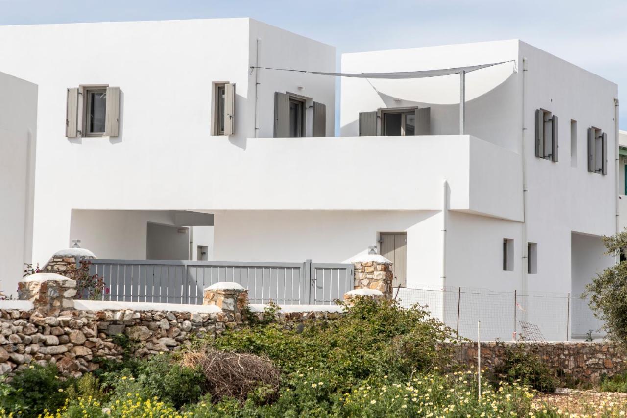 Twelve Plus+ Hotel Naousa  Bagian luar foto